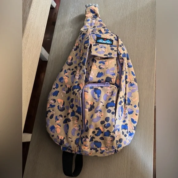 KAVU Rope Sling Bag - Picture 1 of 8